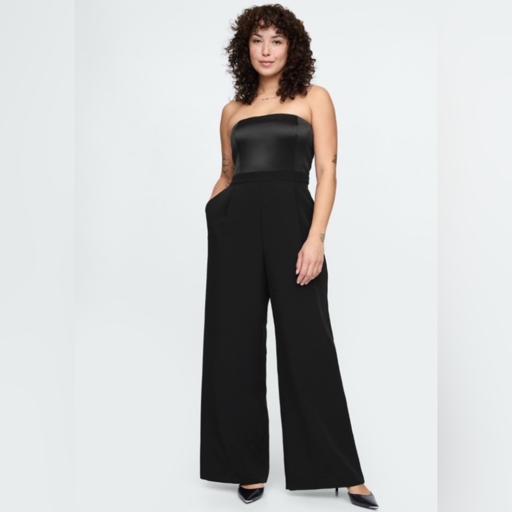 GAP Black Strapless Wide-Leg Jumpsuit